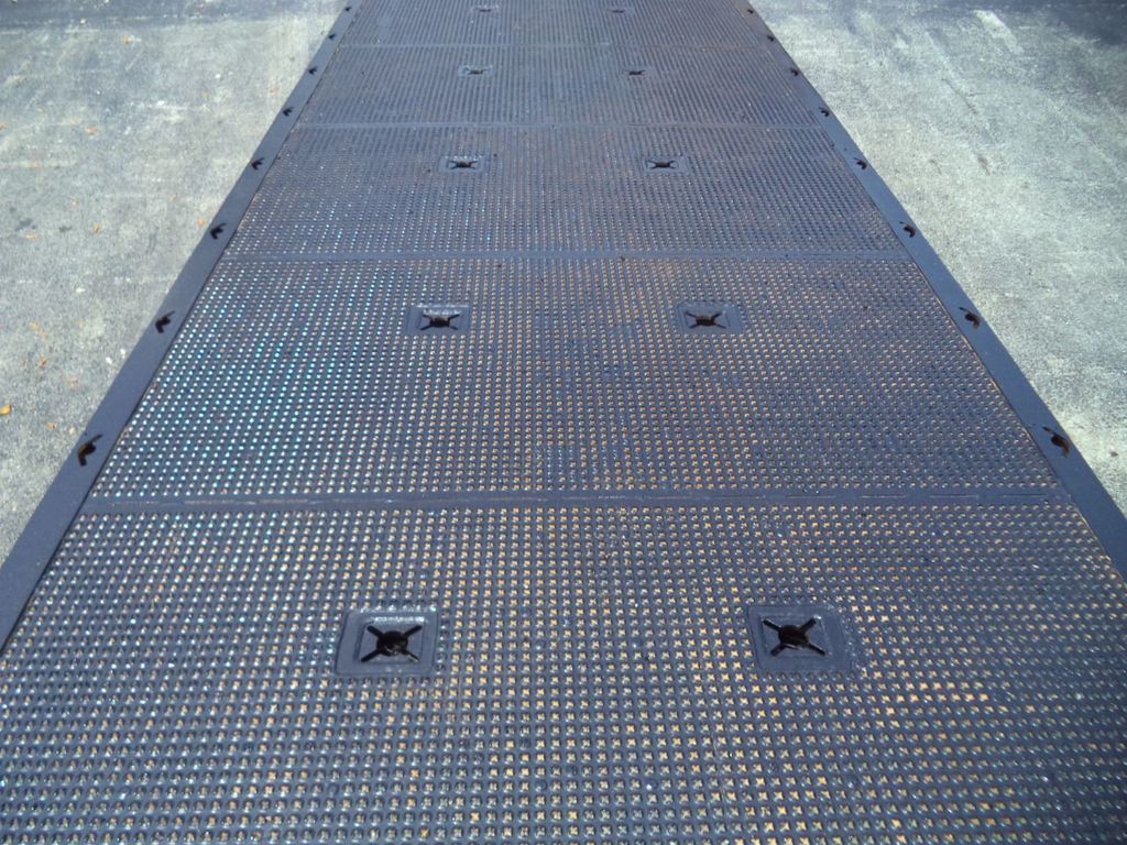 2014 Peterbilt 348 TANDEM AXLE.. CENTURY 28FT INDUSTRIAL 15 TON ROLLBACK - 21959018 - 24