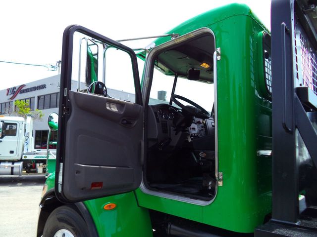 2014 Peterbilt 348 TANDEM AXLE.. CENTURY 28FT INDUSTRIAL 15 TON ROLLBACK - 21959018 - 29