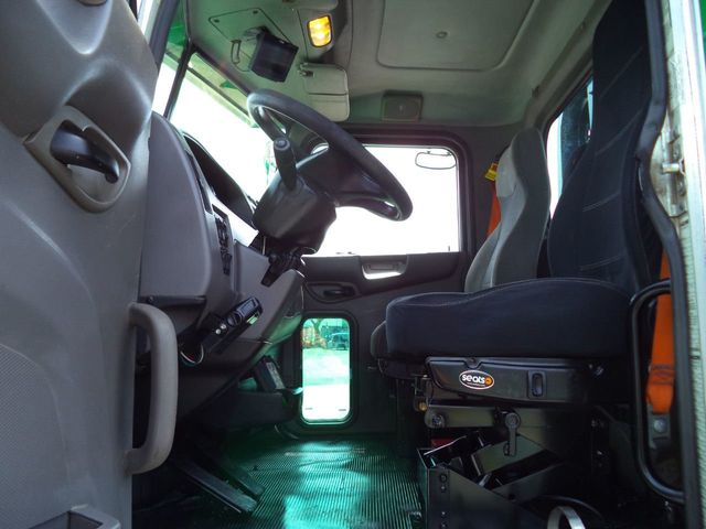 2014 Peterbilt 348 TANDEM AXLE.. CENTURY 28FT INDUSTRIAL 15 TON ROLLBACK - 21959018 - 30