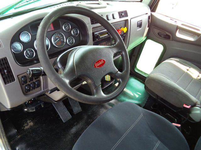 2014 Peterbilt 348 TANDEM AXLE.. CENTURY 28FT INDUSTRIAL 15 TON ROLLBACK - 21959018 - 32