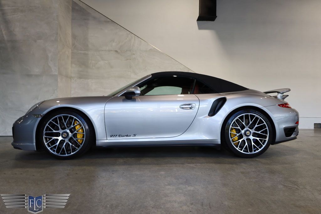 2014 Porsche 911 2dr Cabriolet Turbo S - 22886118 - 15