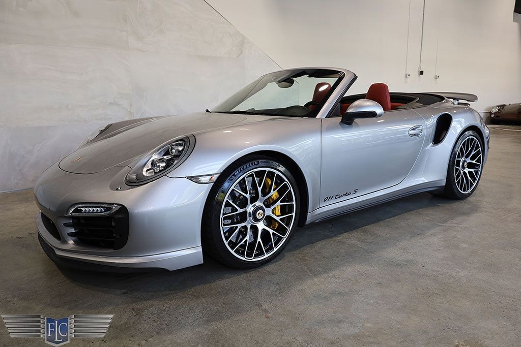 2014 Porsche 911 2dr Cabriolet Turbo S - 22886118 - 17