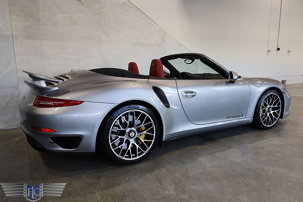 2014 Porsche 911 2dr Cabriolet Turbo S - 22886118 - 4