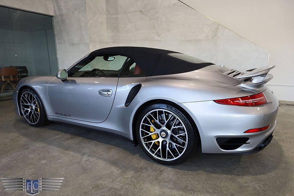 2014 Porsche 911 2dr Cabriolet Turbo S - 22886118 - 5