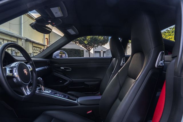 2014 Porsche 911 2dr Coupe Carrera S - 22940103 - 15