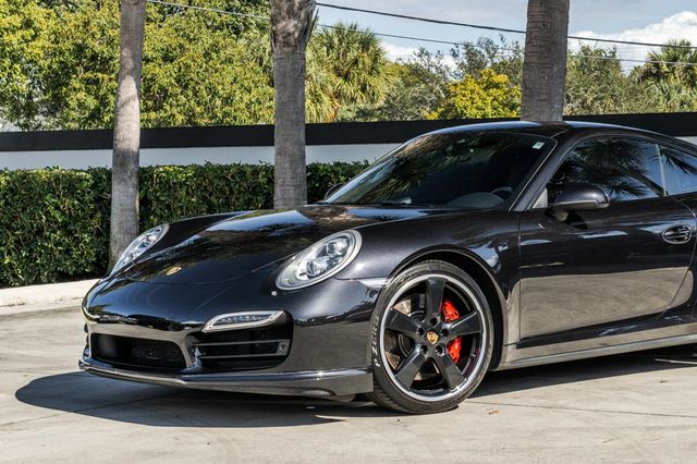 2014 Porsche 911 2dr Coupe Turbo - 22967679 - 1