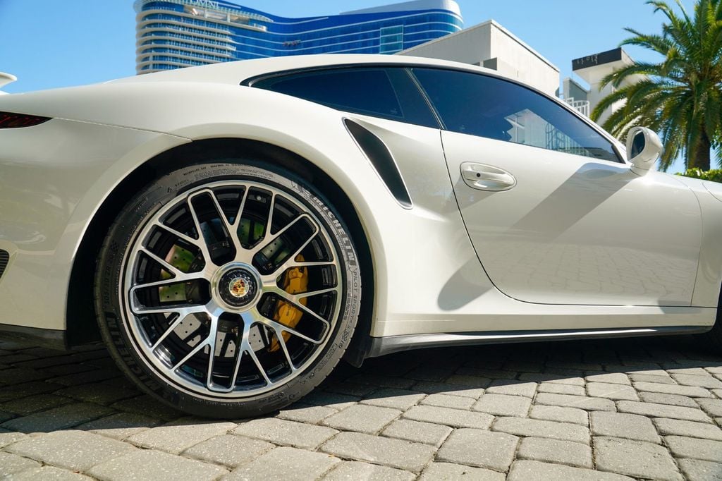 2014 Porsche 911 2dr Coupe Turbo S - 22932983 - 29