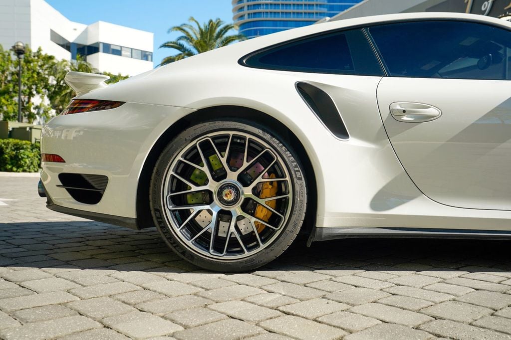 2014 Porsche 911 2dr Coupe Turbo S - 22932983 - 30
