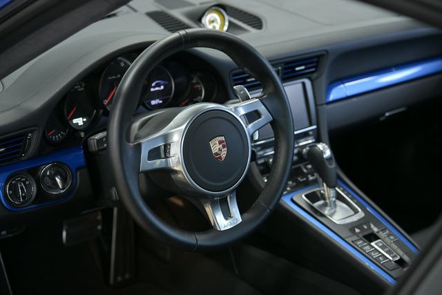 2014 Porsche 911 2dr Coupe Turbo S - 23067878 - 22