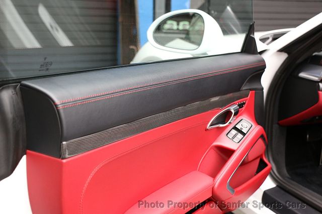 2014 Porsche 911 2dr Coupe Turbo S - 23085934 - 19