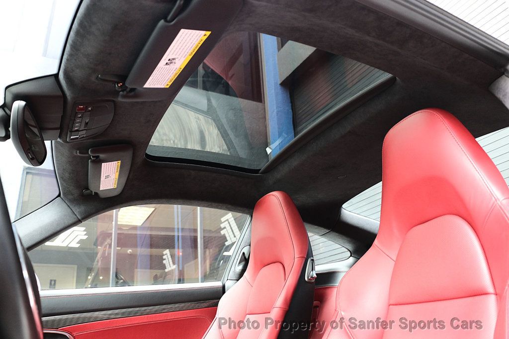 2014 Porsche 911 2dr Coupe Turbo S - 23085934 - 33