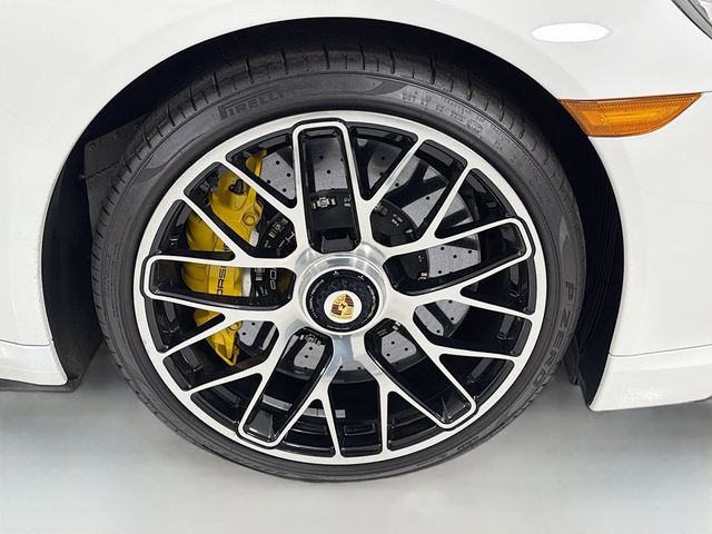 2014 Porsche 911 Turbo Cabriolet - 23018776 - 32