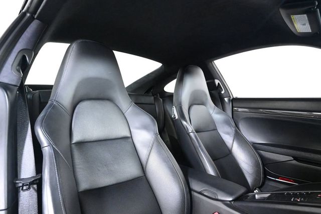 2014 Porsche 911 Turbo S - 23029401 - 17