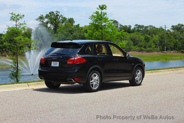 2014 Porsche Cayenne AWD, 3.0L V6 Turbo Diesel, - 23023801 - 4