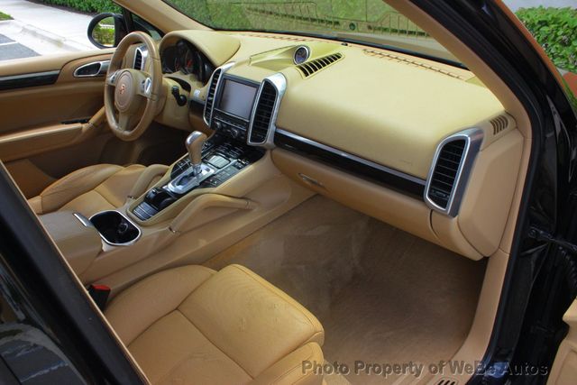 2014 Porsche Cayenne AWD, 3.0L V6 Turbo Diesel, - 23023801 - 68