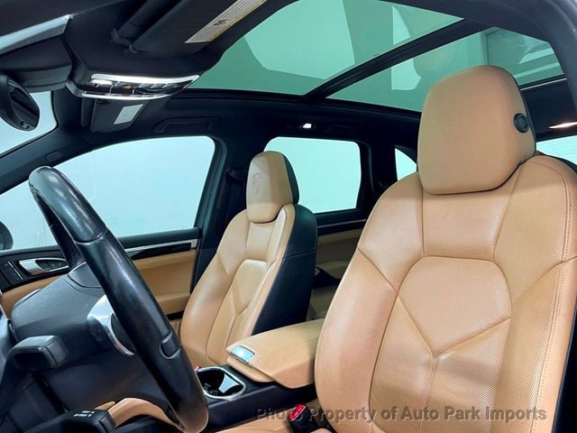 2014 Porsche Cayenne AWD 4dr Platinum Edition - 21670717 - 25