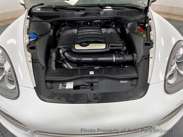 2014 Porsche Cayenne AWD 4dr Platinum Edition - 21670717 - 52