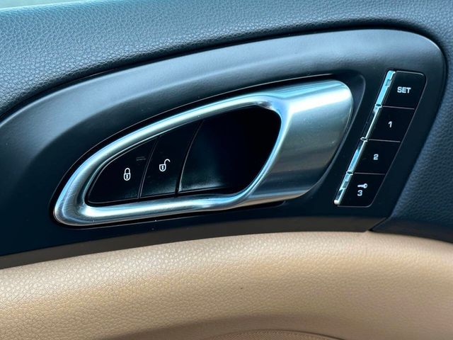 2014 Porsche Cayenne AWD 4dr Platinum Edition - 22916532 - 10