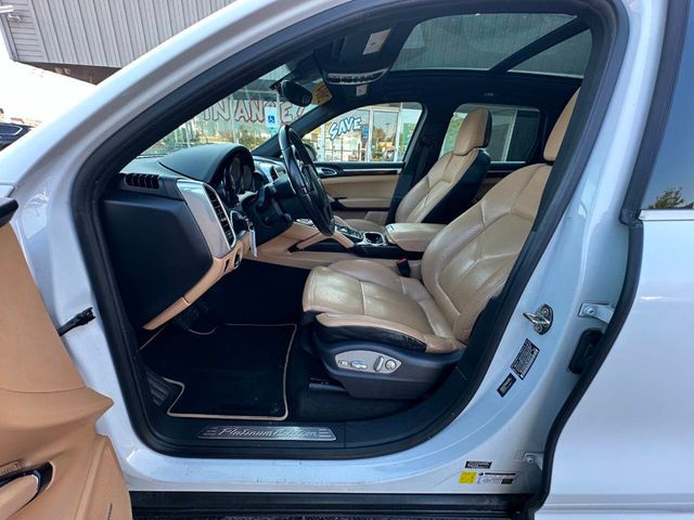 2014 Porsche Cayenne AWD 4dr Platinum Edition - 22916532 - 13