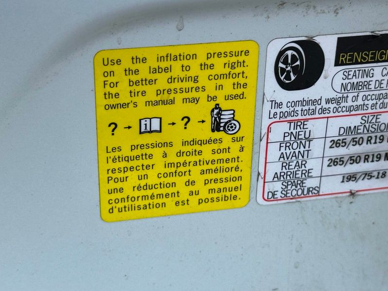 2014 Porsche Cayenne AWD 4dr Platinum Edition - 22916532 - 17