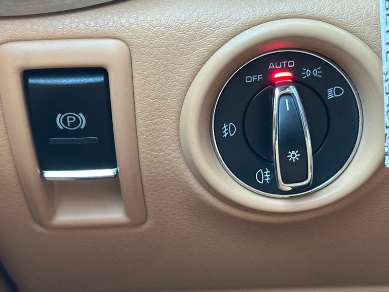 2014 Porsche Cayenne AWD 4dr Platinum Edition - 22916532 - 42