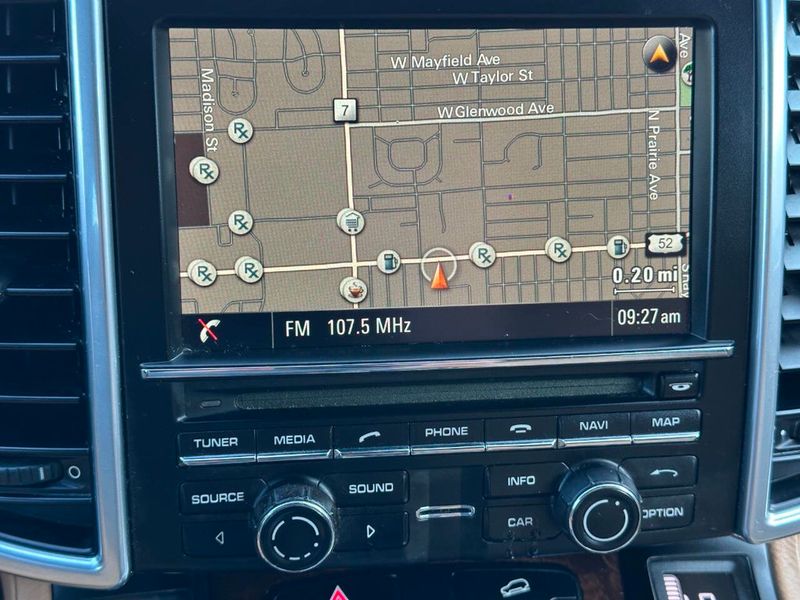 2014 Porsche Cayenne AWD 4dr Platinum Edition - 22916532 - 44