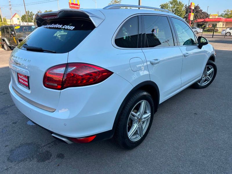 2014 Porsche Cayenne AWD 4dr Platinum Edition - 22916532 - 4