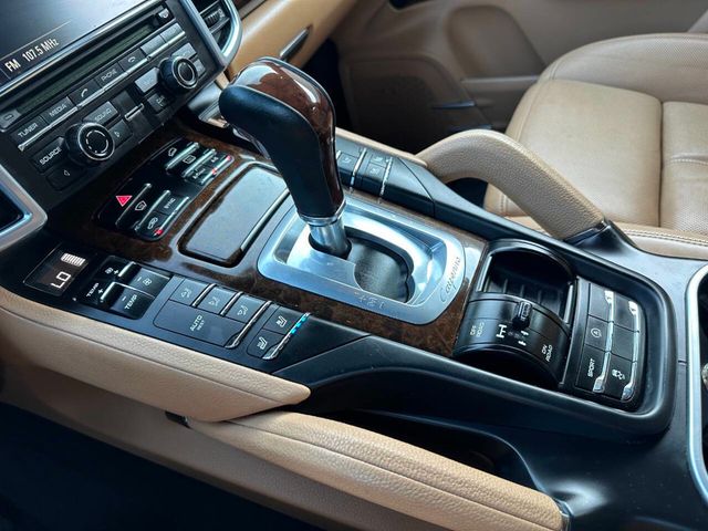 2014 Porsche Cayenne AWD 4dr Platinum Edition - 22916532 - 52