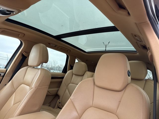 2014 Porsche Cayenne AWD 4dr Tiptronic - 22975156 - 10