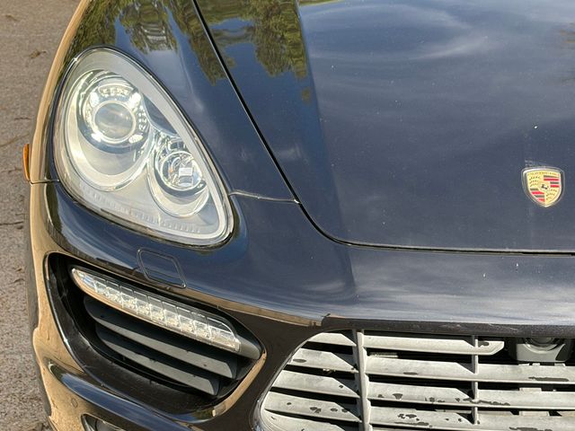 2014 Porsche Cayenne AWD 4dr Turbo - 22953560 - 9