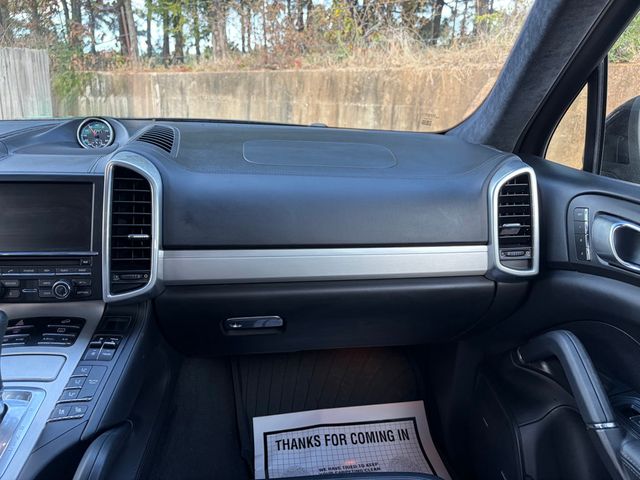 2014 Porsche Cayenne AWD 4dr Turbo - 22953560 - 28