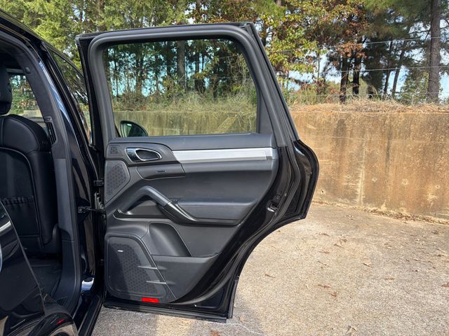 2014 Porsche Cayenne AWD 4dr Turbo - 22953560 - 33