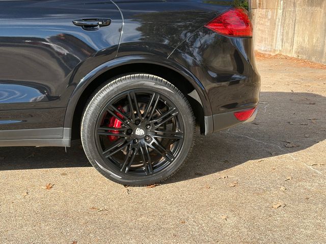 2014 Porsche Cayenne AWD 4dr Turbo - 22953560 - 5