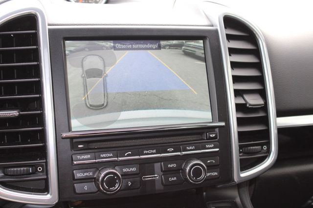 2014 Porsche Cayenne AWD Platinum - 23007763 - 14