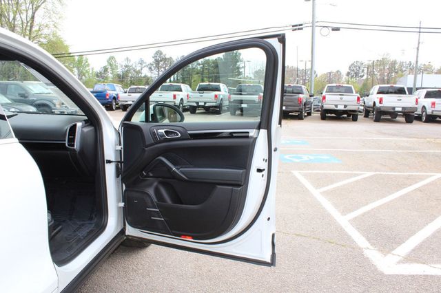 2014 Porsche Cayenne AWD Platinum - 23007763 - 19