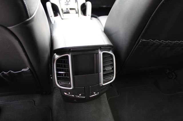 2014 Porsche Cayenne AWD Platinum - 23007763 - 26