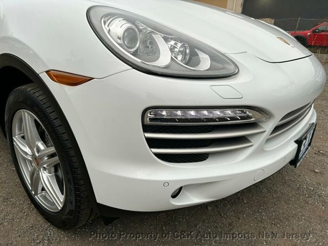 2014 Porsche Cayenne AWD Platinum Edition,Air Suspension W/Pasm,14 Way Adj Seats - 22582405 - 18