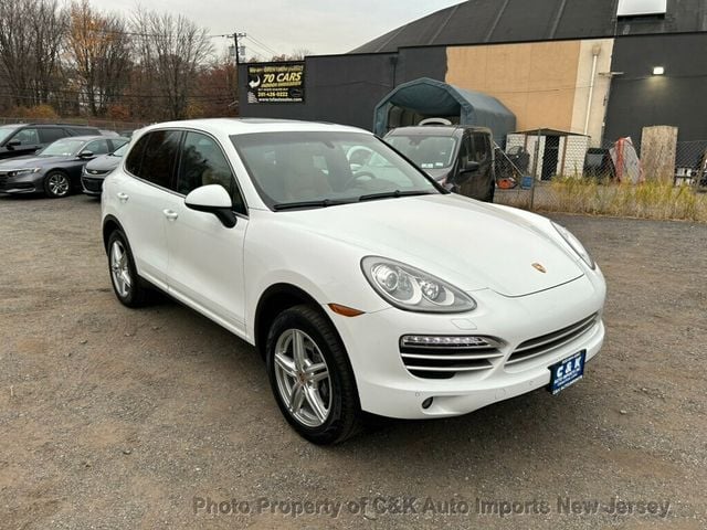 2014 Porsche Cayenne AWD Platinum Edition,Air Suspension W/Pasm,14 Way Adj Seats - 22582405 - 4