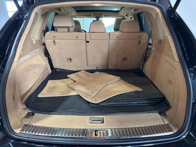 2014 Porsche Cayenne Base Trim - 22975156 - 40