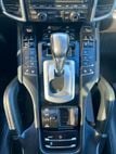2014 Porsche Cayenne Base Trim - 22976568 - 23
