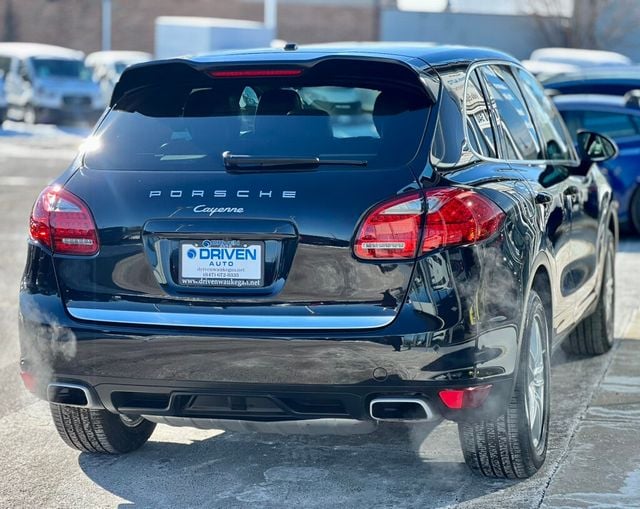 2014 Porsche Cayenne Base Trim - 22976568 - 32