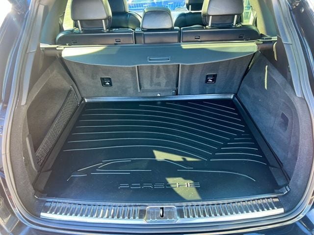 2014 Porsche Cayenne Base Trim - 22976568 - 7