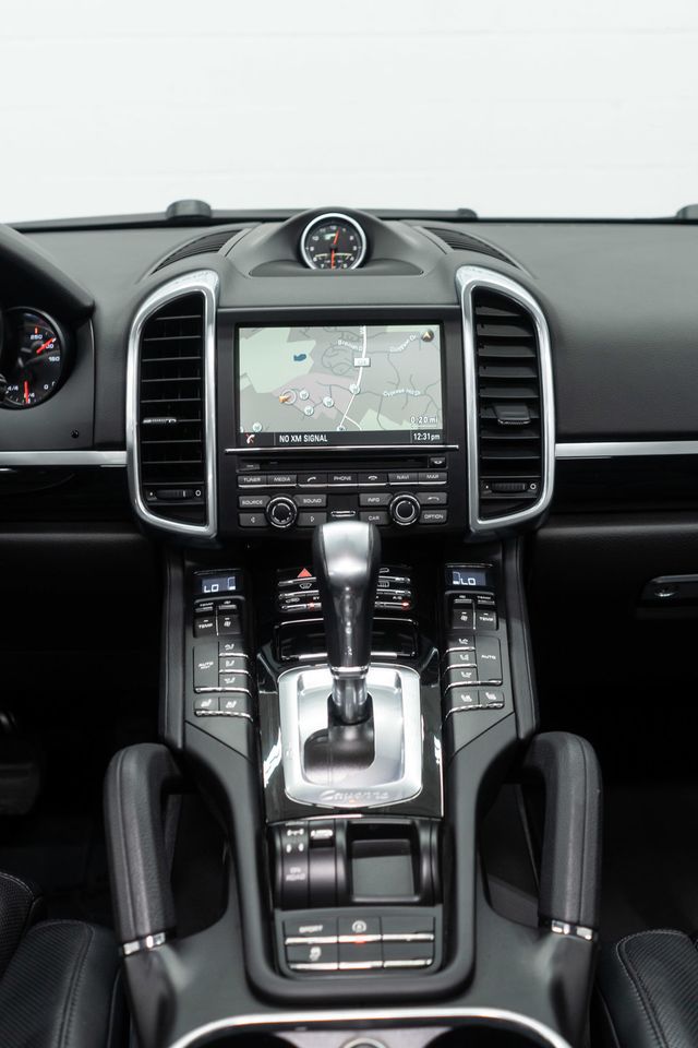 2014 Porsche Cayenne Base Trim - 23091214 - 22