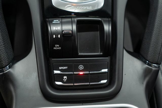 2014 Porsche Cayenne Base Trim - 23091214 - 24