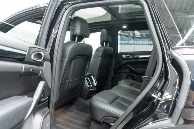 2014 Porsche Cayenne Base Trim - 23091214 - 27