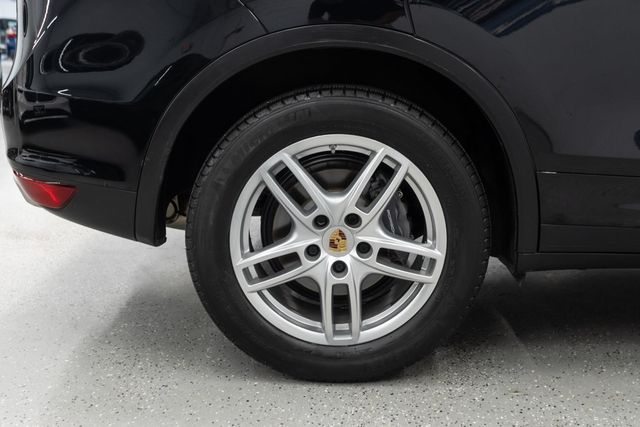2014 Porsche Cayenne Base Trim - 23091214 - 32