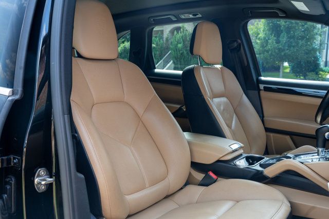 2014 Porsche Cayenne LocalTrade/PlatinumEdition/Heated&CooledSeats/PanoramicSunroof - 23032118 - 43