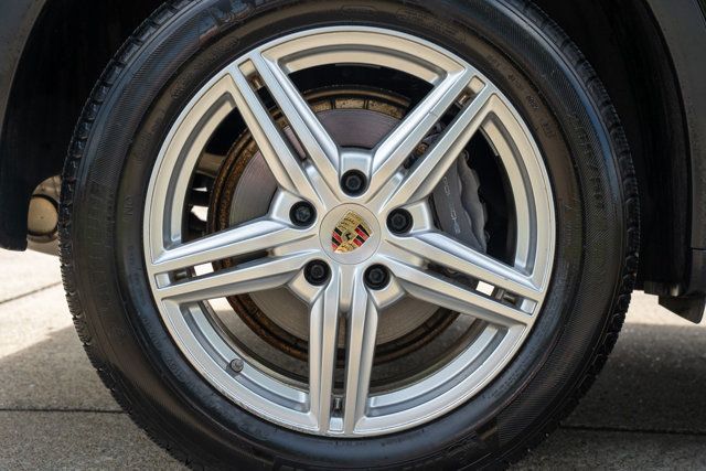 2014 Porsche Cayenne LocalTrade/PlatinumEdition/Heated&CooledSeats/PanoramicSunroof - 23032118 - 54