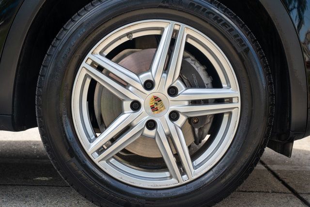 2014 Porsche Cayenne LocalTrade/PlatinumEdition/Heated&CooledSeats/PanoramicSunroof - 23032118 - 55