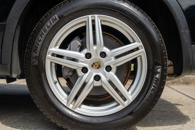2014 Porsche Cayenne LocalTrade/PlatinumEdition/Heated&CooledSeats/PanoramicSunroof - 23032118 - 56